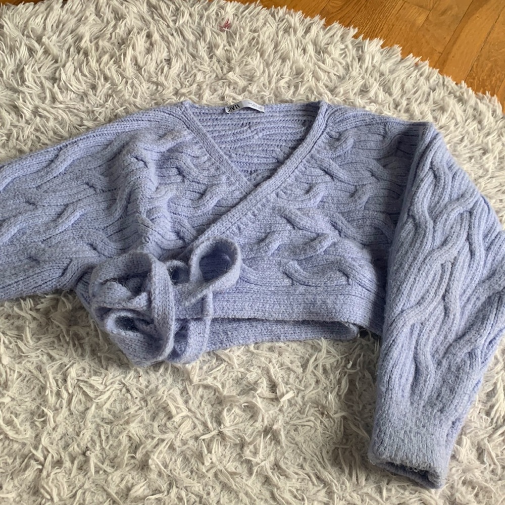 Zara like new light blue cropped wrap/tie sweater top (only worn once)